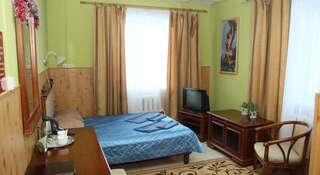 Гостевой дом Premyera Улан-Удэ Двухместный номер с 1 кроватью и собственной ванной комнатой-10